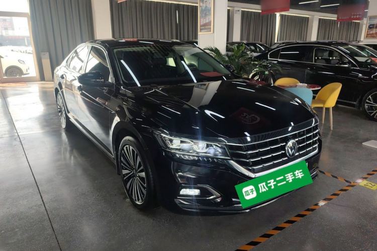 Used Volkswagen Passat 2020 Revised Version 330TSI Luxury Edition China VI Standard
