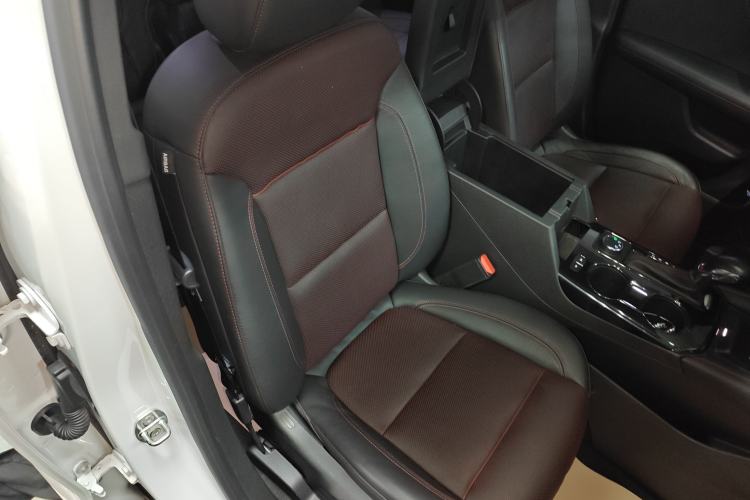 Used Chevrolet Blazer 2023 Light Hybrid 650T RS Twin-Clutch All-Wheel Drive Engine Version
