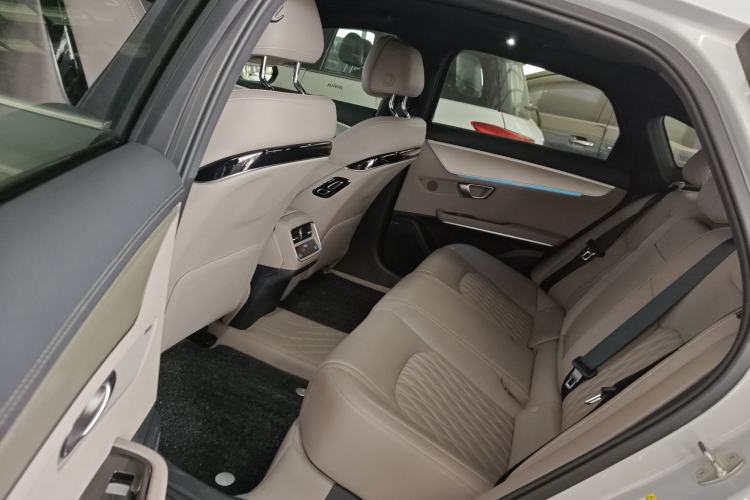 Used BYD Han 2025 DM-i 125KM Prestige Model
