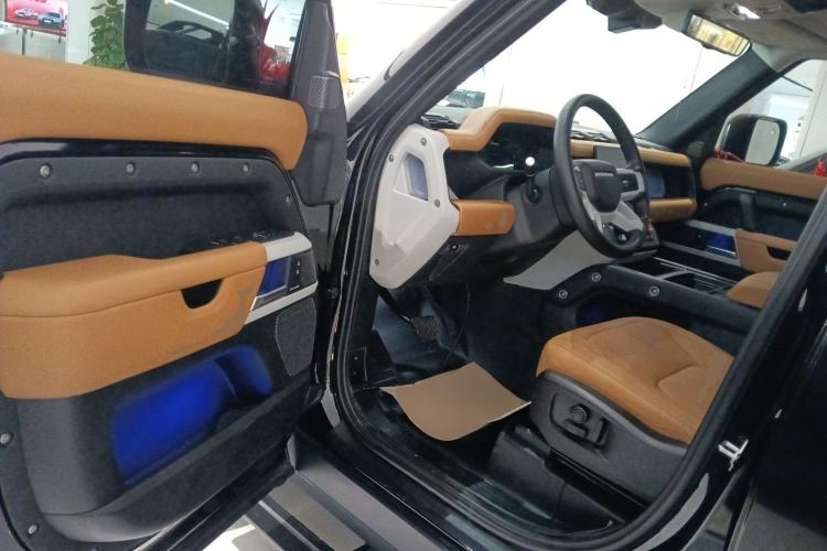 Used Land Rover Defender 2024 110 3.0T P400 Dark Edition
