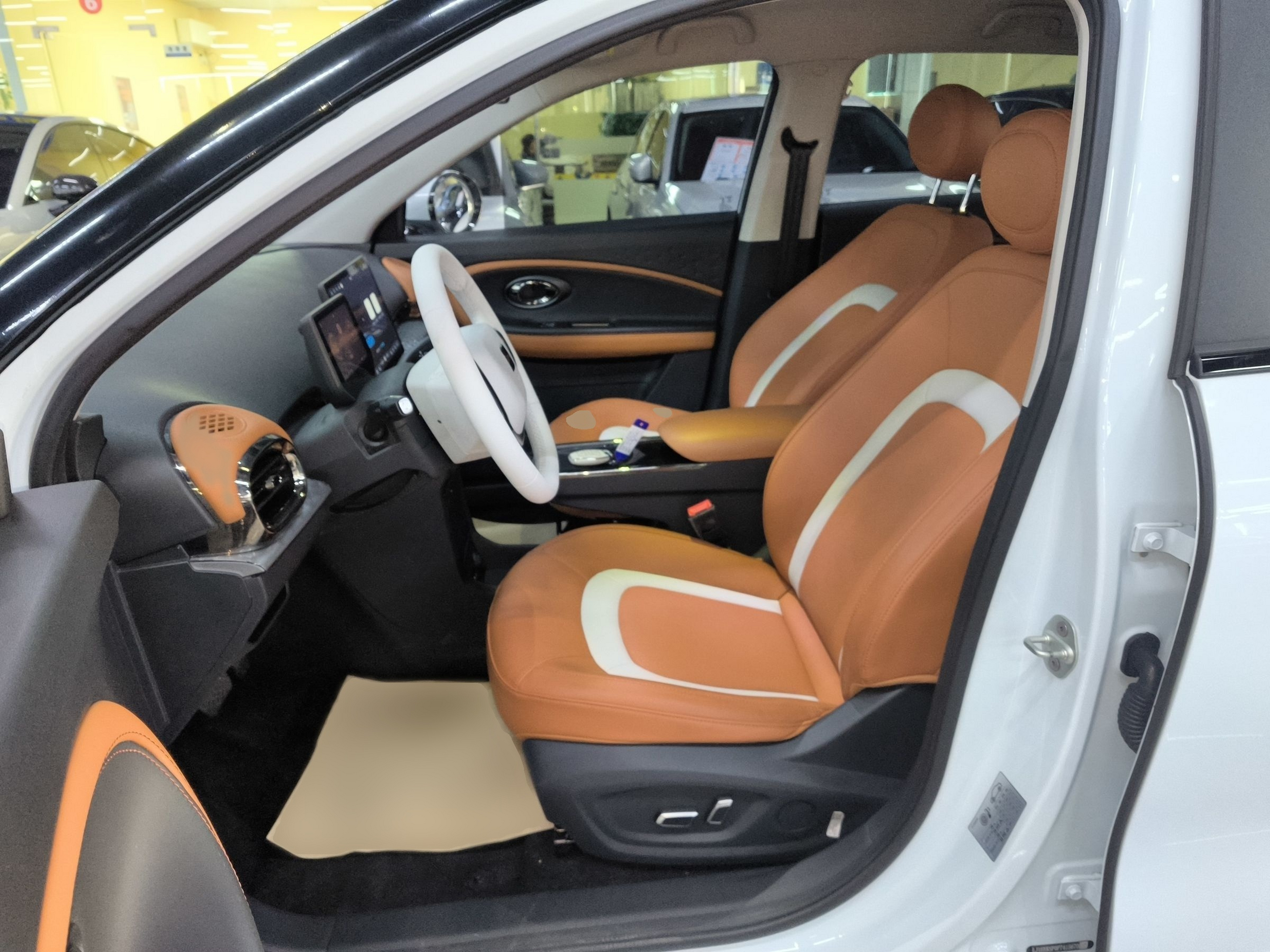 المقاعد الأمامية داخل السيارة