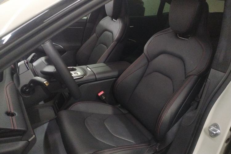 Used  SU7 2024 Four-Wheel Drive Ultra-Long Range Advanced Intelligent Driving Max Edition