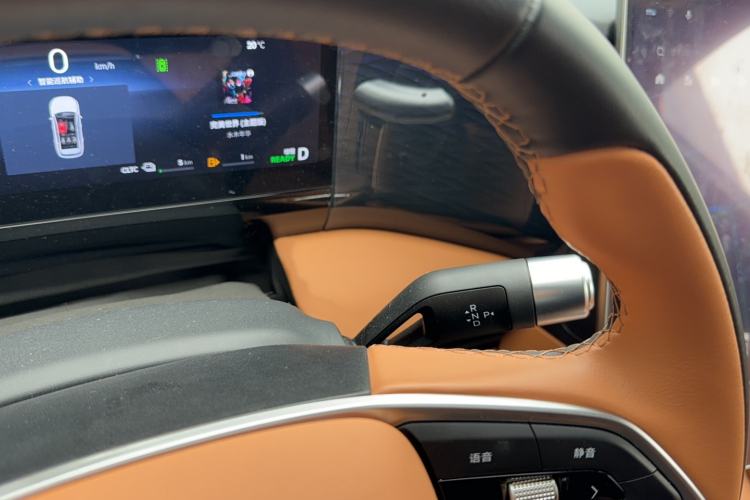 Used  L7 2025 EM-i 115km Exploration+ Edition
