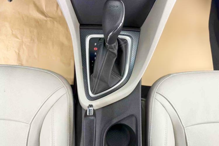 Used Buick GT 2019 15T Dual-Clutch Connected Elite Version China V Standard
