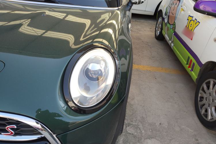 Used  MINI 2016 2.0T COOPER S Pioneer Edition Five-Door Model
