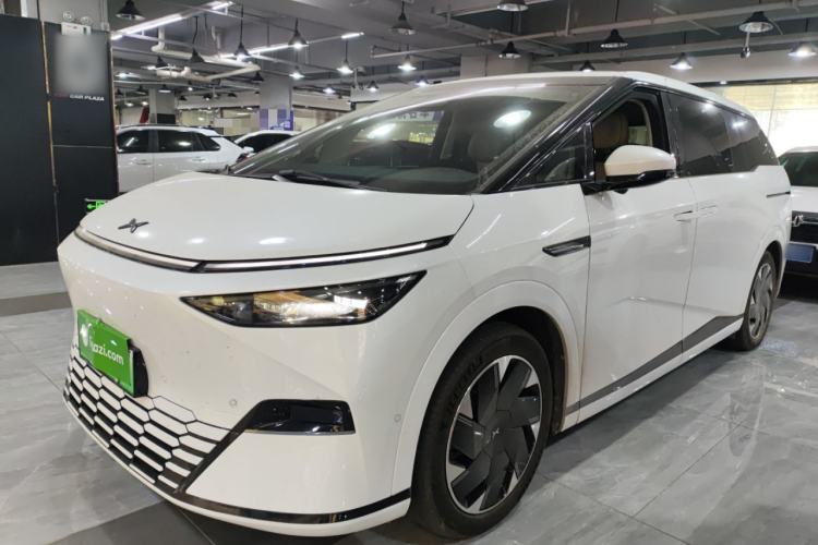 Used XPeng X9 2024 702 Ultra-Long Range Max