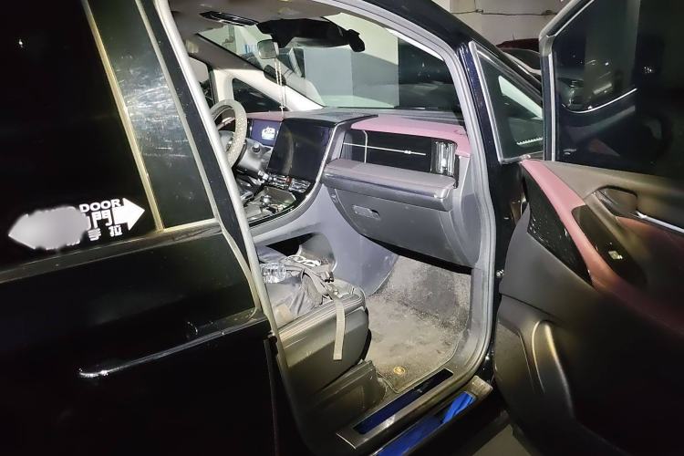 Used GAC Trumpchi M8 2024 Master Series 400T Prestige Edition
