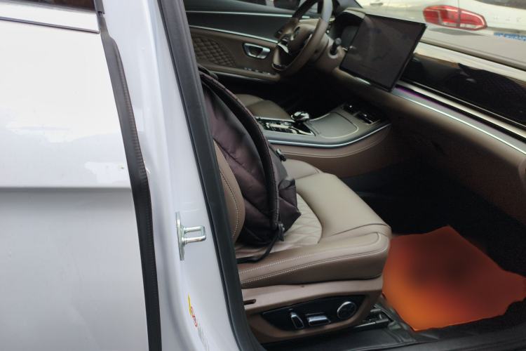 Used BYD Han 2022 EV Genesis Edition 715 km Front-Wheel-Drive Flagship Model
