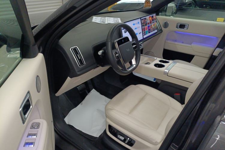 Used Li Auto L8 2023 Pro Model