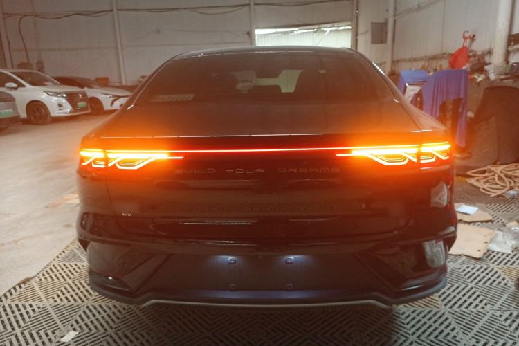 Used BYD Han 2022 EV Genesis Edition 715 km Front-Wheel-Drive Flagship Model
