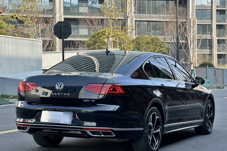 Used Volkswagen Magotan 2023 2 Million Units Limited-Edition 380TSI DSG Flagship Version
