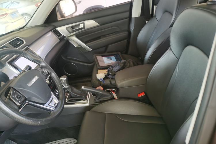 Used Haval H2 2017 Red-Label 1.5T Automatic Two-Wheel Drive Elite Model
