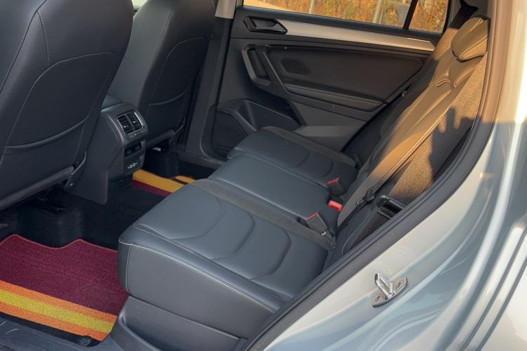 Used Volkswagen Tiguan L 2019 330TSI Automatic Two-Wheel Drive Panoramic Comfort Edition China VI Standard
