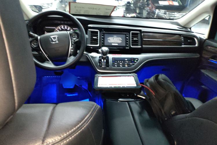 Used Honda Elysion 2016 2.4L Supreme Edition
