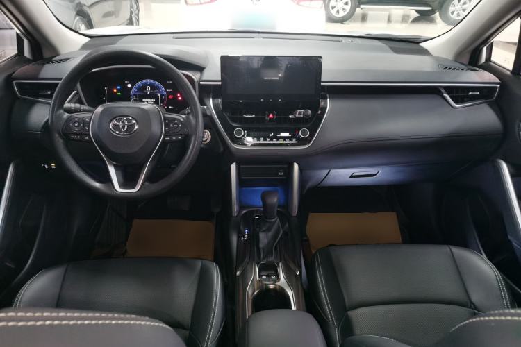 Used Toyota FRONTLANDER 2023 2.0L CVT Luxury Edition