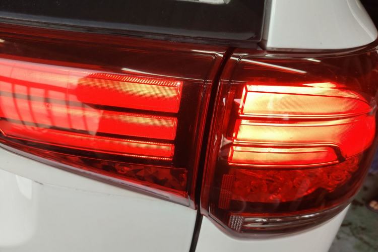 Used Mitsubishi Outlander 2016 2.4L 4x4 Luxury Edition 7-Seater