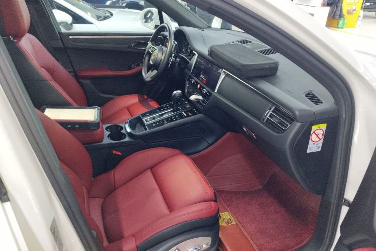 Used Porsche Macan 2022 Macan 2.0T
