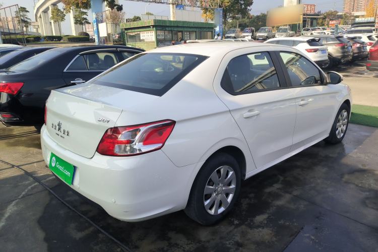 Used Peugeot 301 2014 1.6L Manual Comfort Edition

