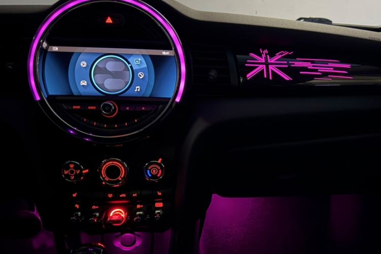 Used  MINI 2021 1.5T COOPER Classic Edition Five-Door Version