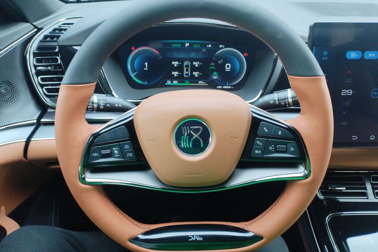 Used BYD Han 2022 EV Genesis Edition 715KM Front-Wheel-Drive Prestige Model