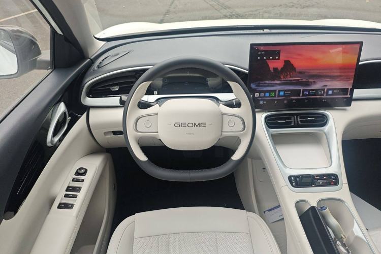 Used  Geome 2025 UP 410km Exploration Edition
