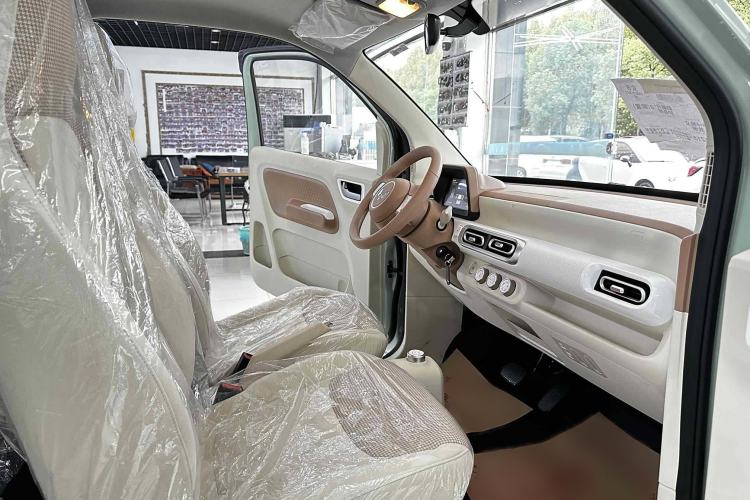 Used Wuling Hongguang MINIEV 2024 3rd Generation 215km Youth Edition

