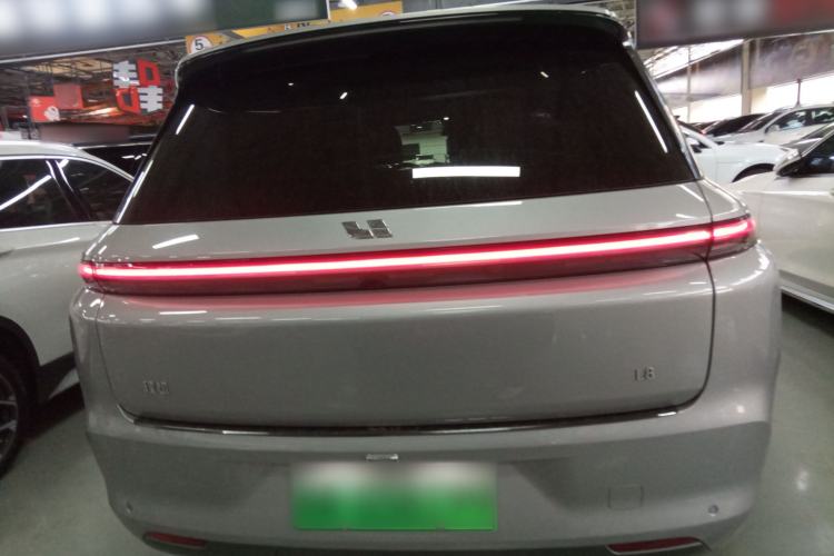 Used Li Auto L8 2023 Pro Model
