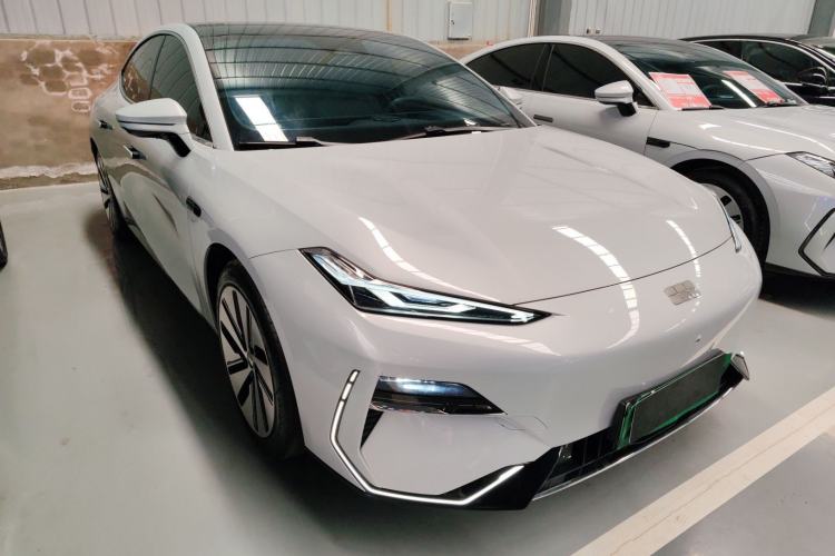 Used  E8 2024 665 km Range Rear-Drive Starship Long-Range Version
