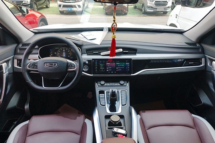 Used Geely Auto Emgrand X7 Sport 2022 1.8TD DCT Zhiya Trim