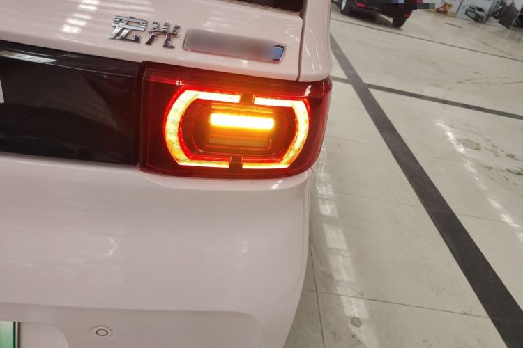 Used Wuling Hongguang MINIEV 2022 Macaron Premium Model – Lithium Iron Phosphate
