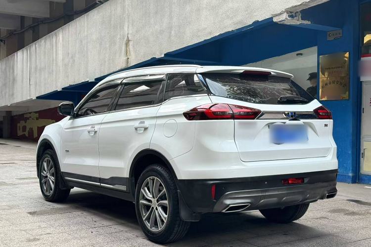 Used Geely Auto Emgrand X7 Sport 2018 1.8TD Automatic Two-Wheel Drive Smart Connect 4G Internet Edition
