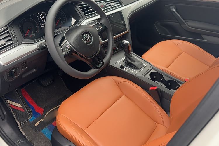 Used Volkswagen Lamando 2019 230TSI DSG Fashion Edition China V Standard
