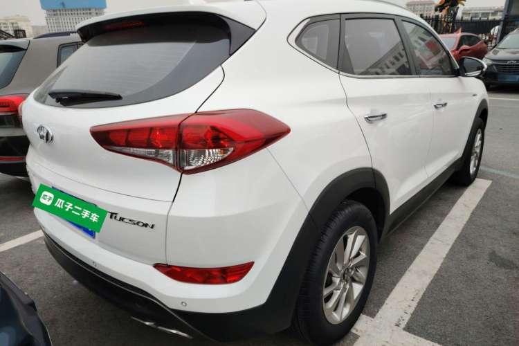 Used Hyundai Tucson 2015 1.6T Dual-Clutch Two-Wheel-Drive Smart Model
