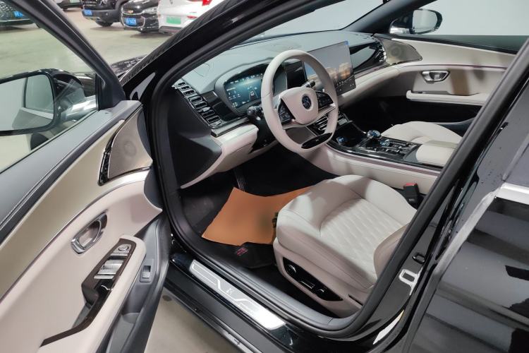 Used BYD Han 2025 DM-i 125KM Elite Model
