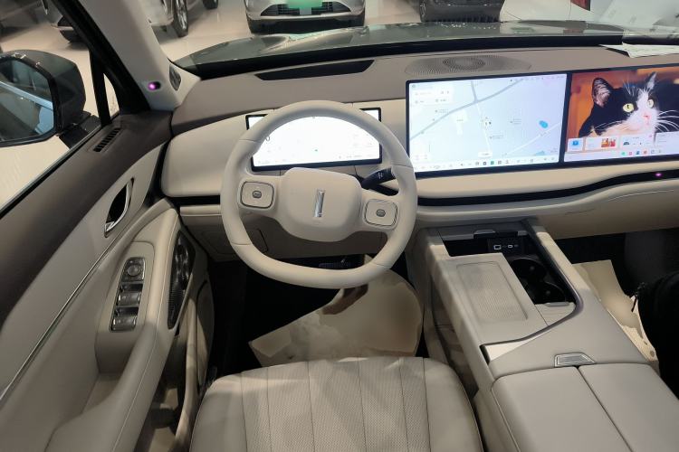 Used Wey Lanshan 2025 Four-Wheel Drive Max
