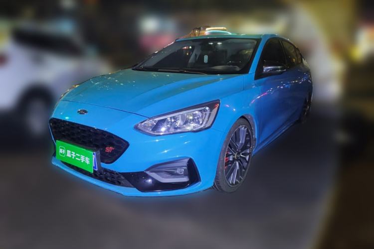 Used Ford Focus 2019 Hatchback 1.5L Manual FENGYUE Model China V Standard