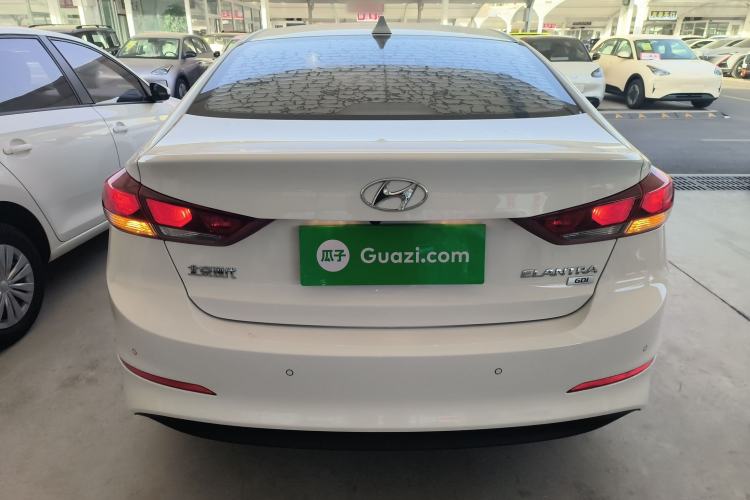 Used Hyundai Elantra 2016 1.6L Automatic ZhiXuan – Elite Version
