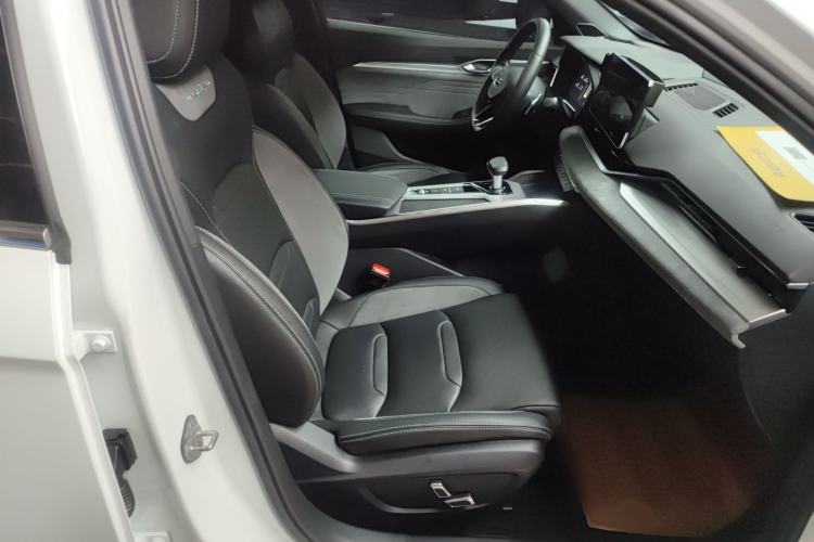 Used Geely Auto Preface 2023 2.0TD "Only This Verdant Green" Edition
