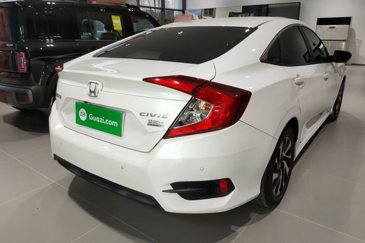 Used Honda Civic 2016 220TURBO CVT Luxury Edition

