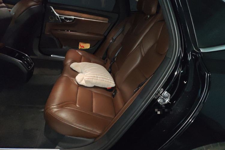 Used Volvo S90 2019 T5 Prestige Edition
