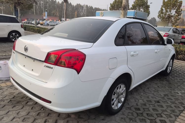 Used Buick Excelle 2013 1.5L Automatic Classic Model
