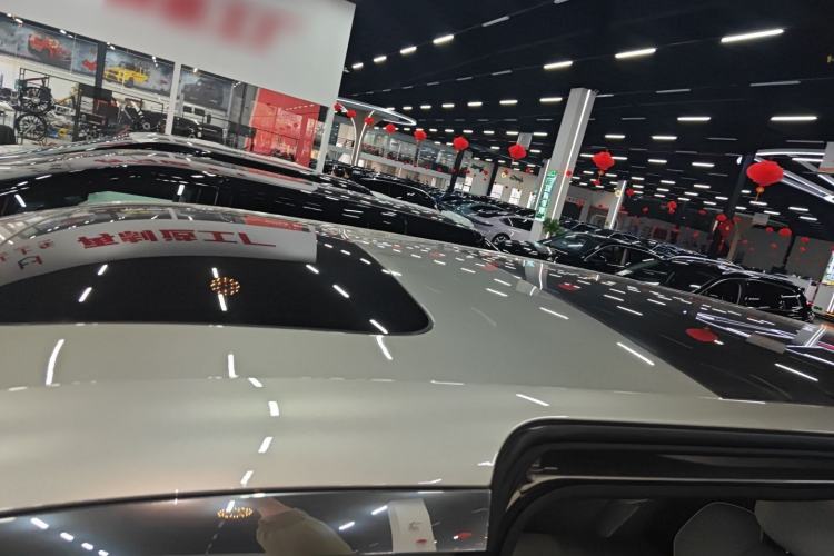 Used Volvo EM90 2025 Ultra Six-Seater