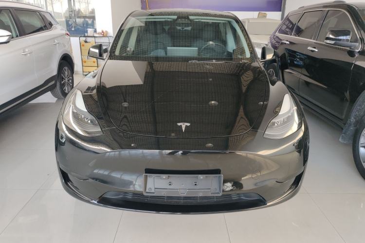 Used Tesla Model Y 2023 Rear-Wheel-Drive Version

