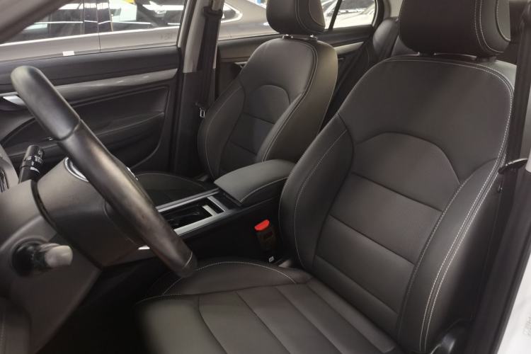 Used Geely Auto Emgrand 2019 Leading Edition 1.5L CVT Upward-Connected Model China VI Standard