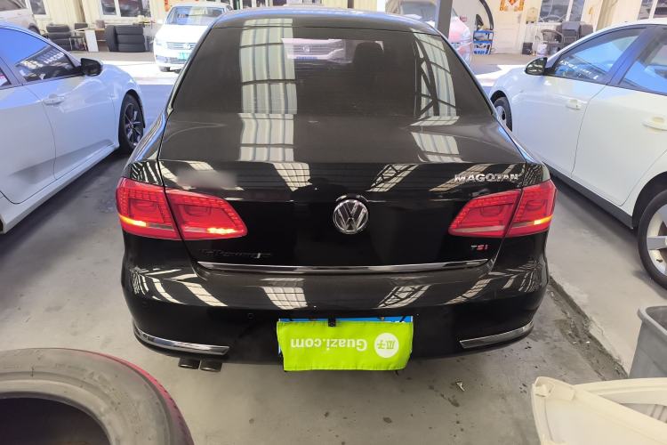 Used Volkswagen Magotan 2015 Facelift 1.8TSI Luxury Model