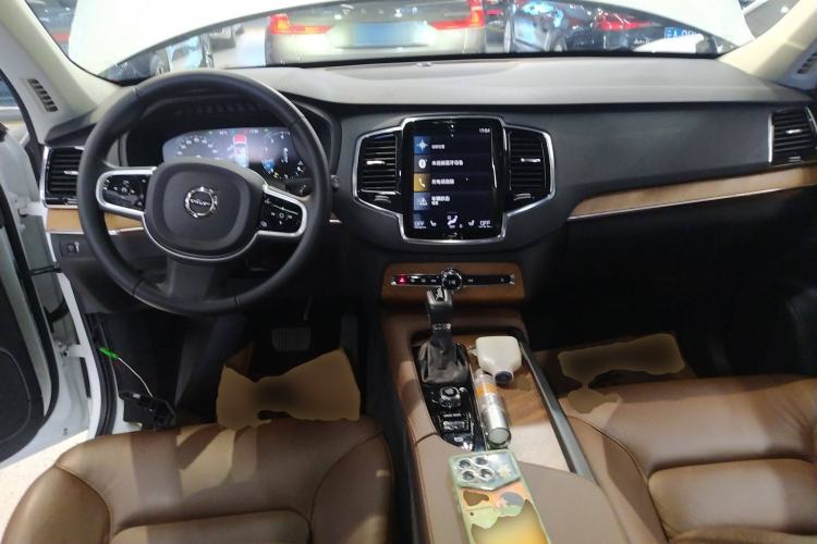 Used Volvo XC90 2020 Facelifted T6 Zhiyi Luxury 7-Seater
