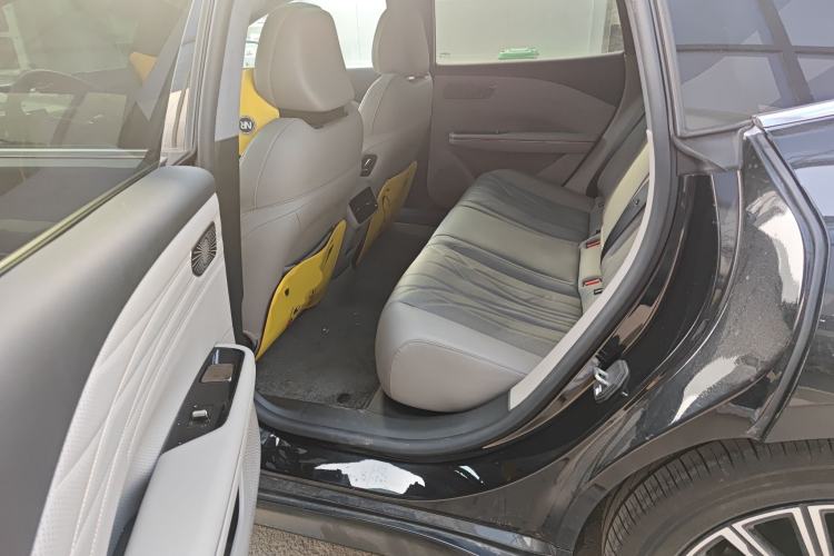 Used  Galaxy 8 2025 130km EM-i Flagship Edition