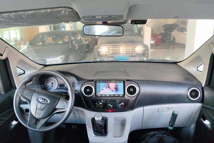 Used  M3 2019 1.8L 5-Seater Express Edition
