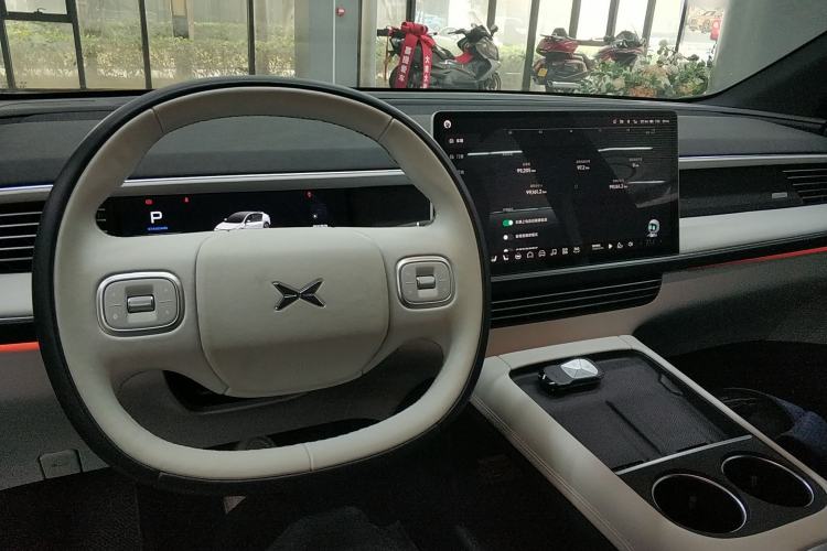 Used XPeng G6 2023 580 Long-Range Pro
