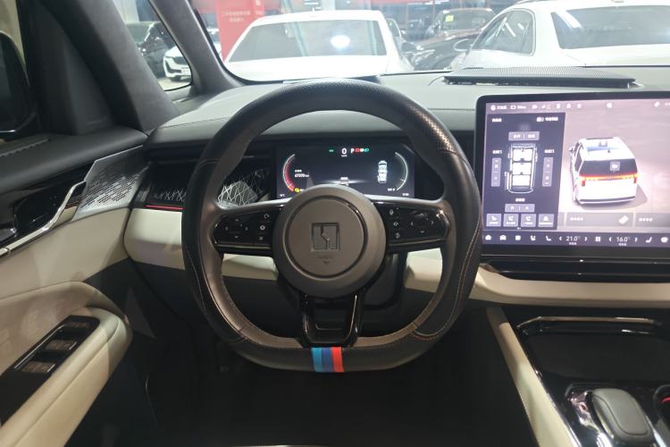 Used Zeekr 009 2022 WE Edition
